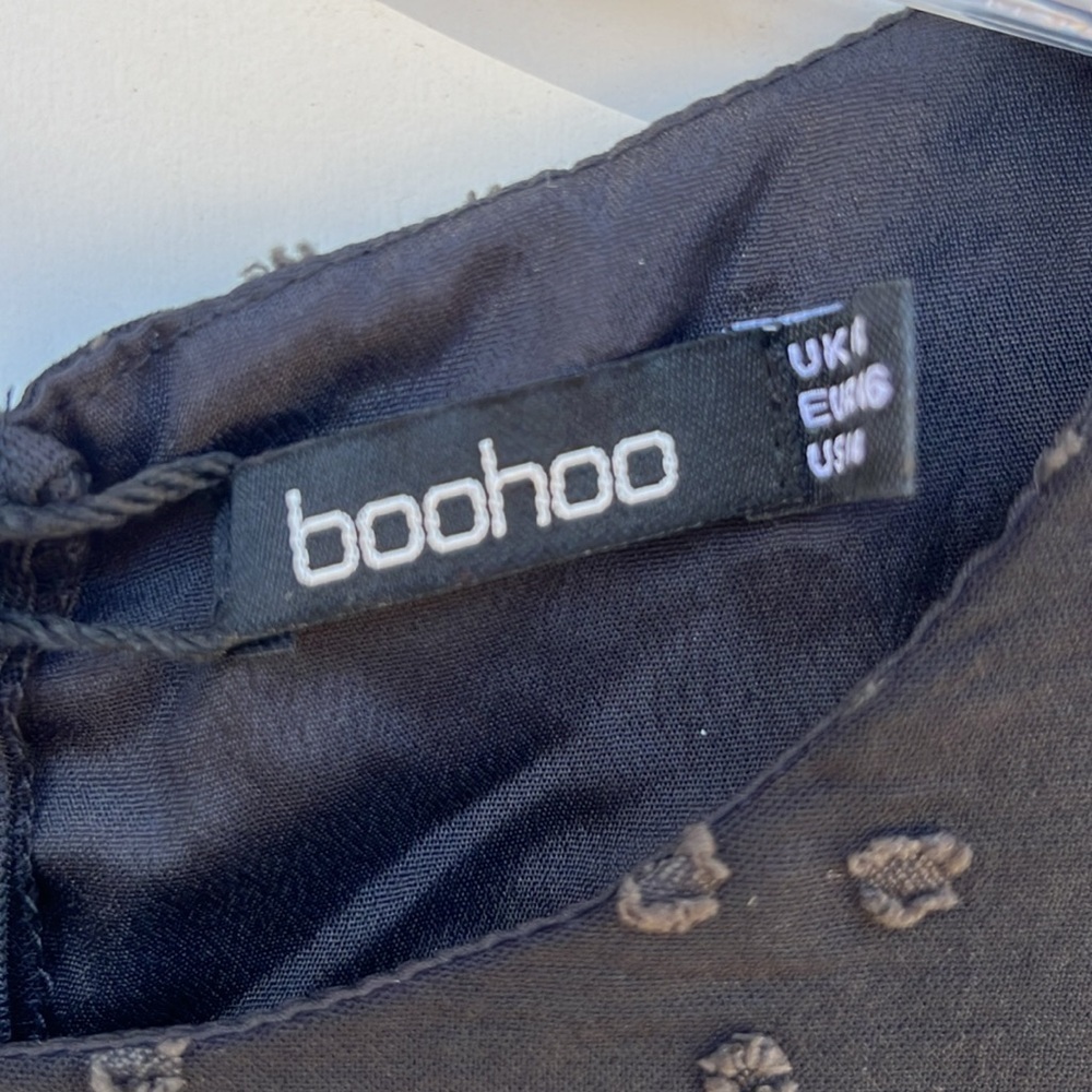Boohoo Dobby Frill Detail Mini Skater Dress - Picture 2 of 5